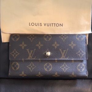 Authentic Louis Vuitton wallet